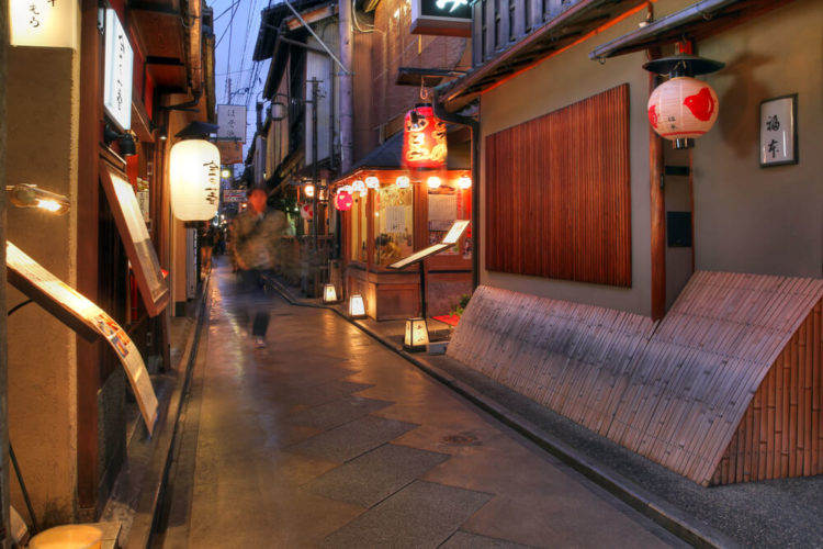 【京都グルメ】京都観光で絶対に食べたいご当地グルメ６選！【おすすめレストラン】