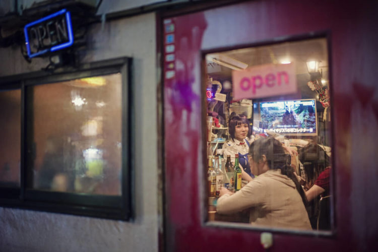 【完全保存版】外国人に大人気！ゴールデン街ならではの楽しみ方や魅力をご紹介！