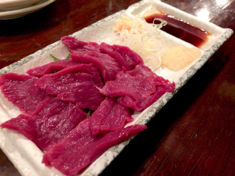 【熊本グルメ】熊本観光で絶対に食べたいご当地グルメ7選！【おすすめのレストラン】