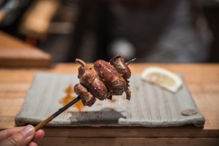 東京で美味しい焼き鳥を食べるならココ！おすすめの名店７選【ミシュラン獲得】