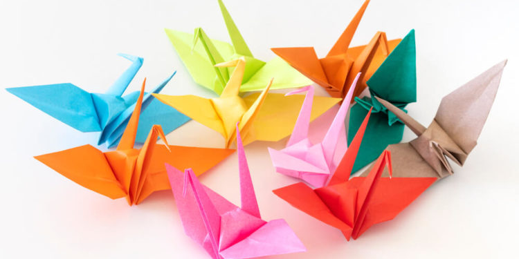 日本の伝統的な遊び「折り紙」の魅力!はじめての方におすすめの本10選