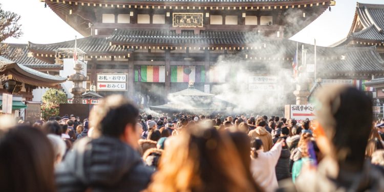 日本の正月は何をするの？新年の伝統行事と過ごし方