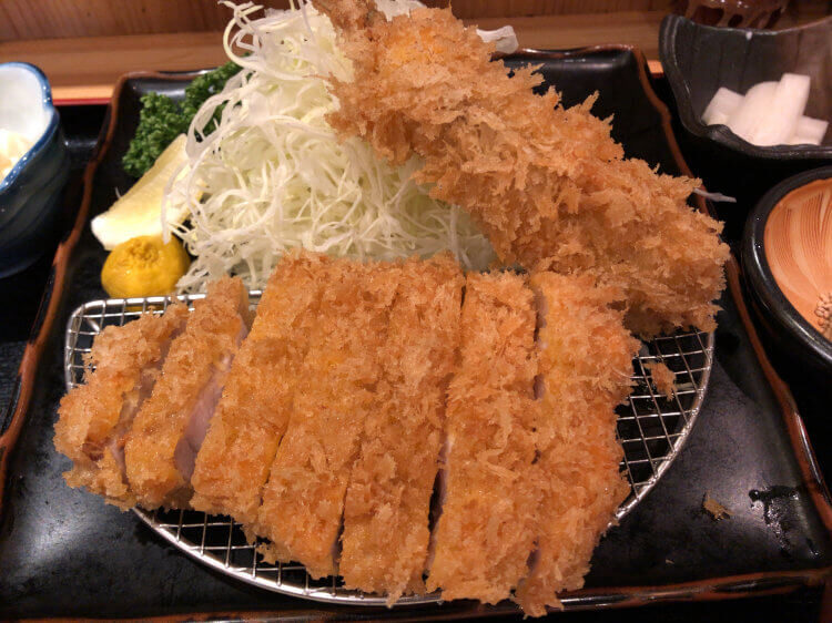 東京で美味しいとんかつを食べるならココ！人気のお店７選【ミシュラン獲得】