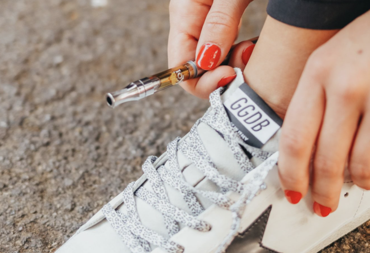 【2025年最新版】CBDリキッドの驚くべき効果とは？使い方とおすすめ商品をご紹介