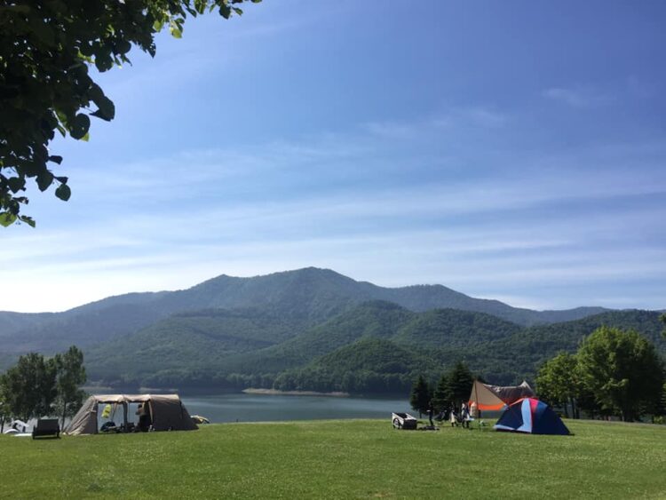 【2025年最新版】北海道の人気おすすめキャンプ場15種類！大自然でリフレッシュ