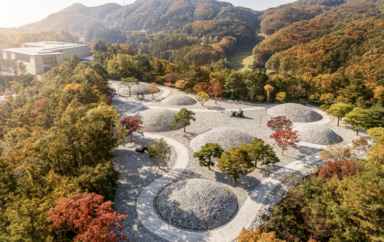 【安藤忠雄建築15選】世界で評価される国内外の建築作品を解説