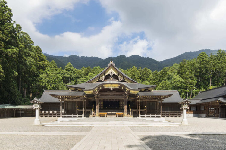 【厳選18選】新潟観光で絶対に訪れるべき観光スポットと街歩きのコツ